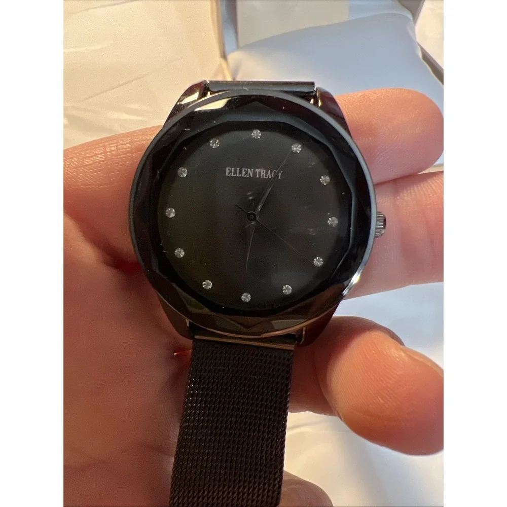 Ellen Tracy Quartz Watch